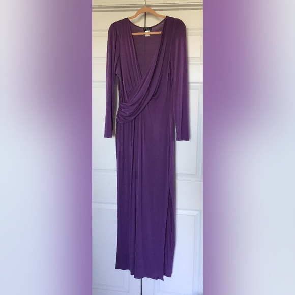 Stunning Venus Purple Low-Cut Maxi Dress - Picture 2 of 5